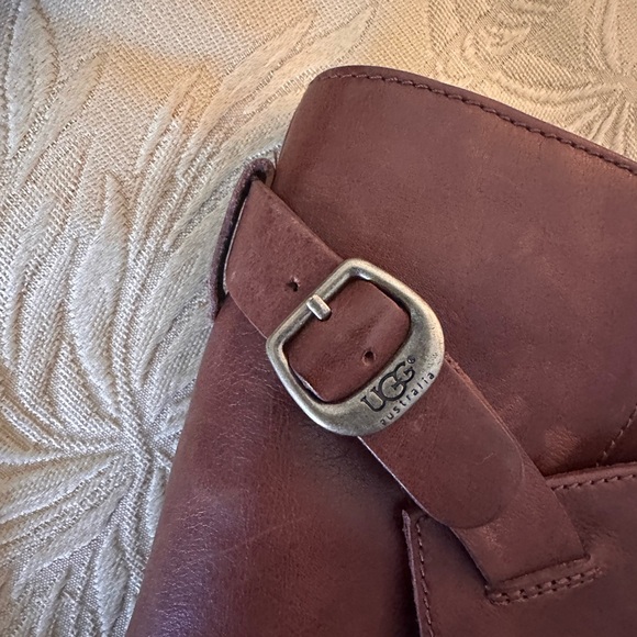 UGG Wedge Boot 
Size 6 - Picture 5 of 10